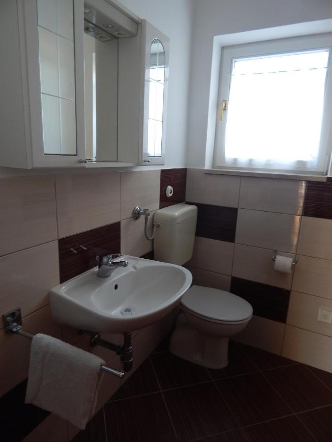 Apartmani Lana Brodarica  Ngoại thất bức ảnh